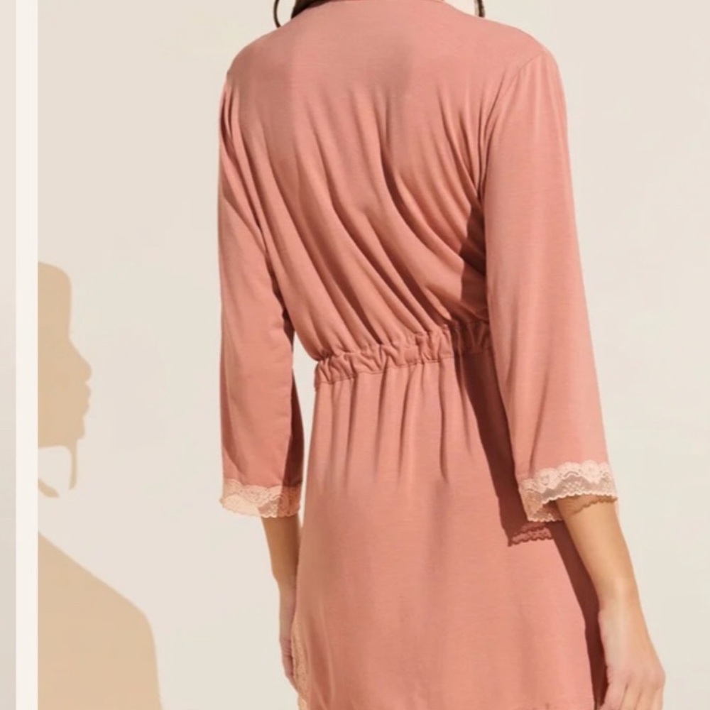 Eberjey Pink Robe - Picture 3 of 9